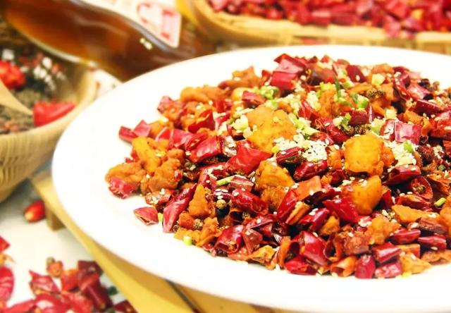 重庆最新江湖菜，小巷美食秘境探索