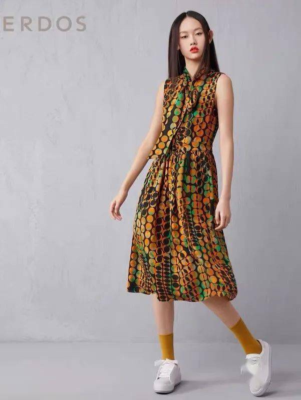 京东民族风最新款长裙，日常温馨之旅的时尚选择