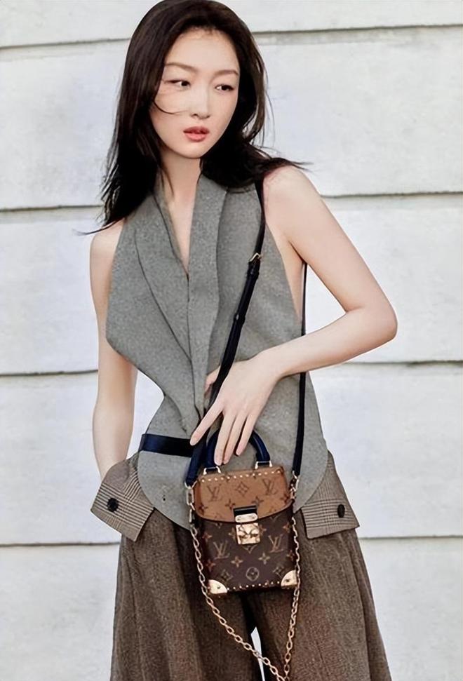 周冬雨八字分析与自然美景之旅，探寻内心宁静与平和的奥秘