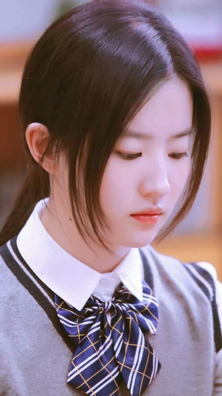 晚安心语优美语句与小巷秘密小店之夜