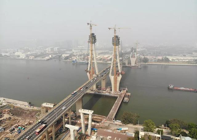 洛溪大桥拓宽工程最新进展报告