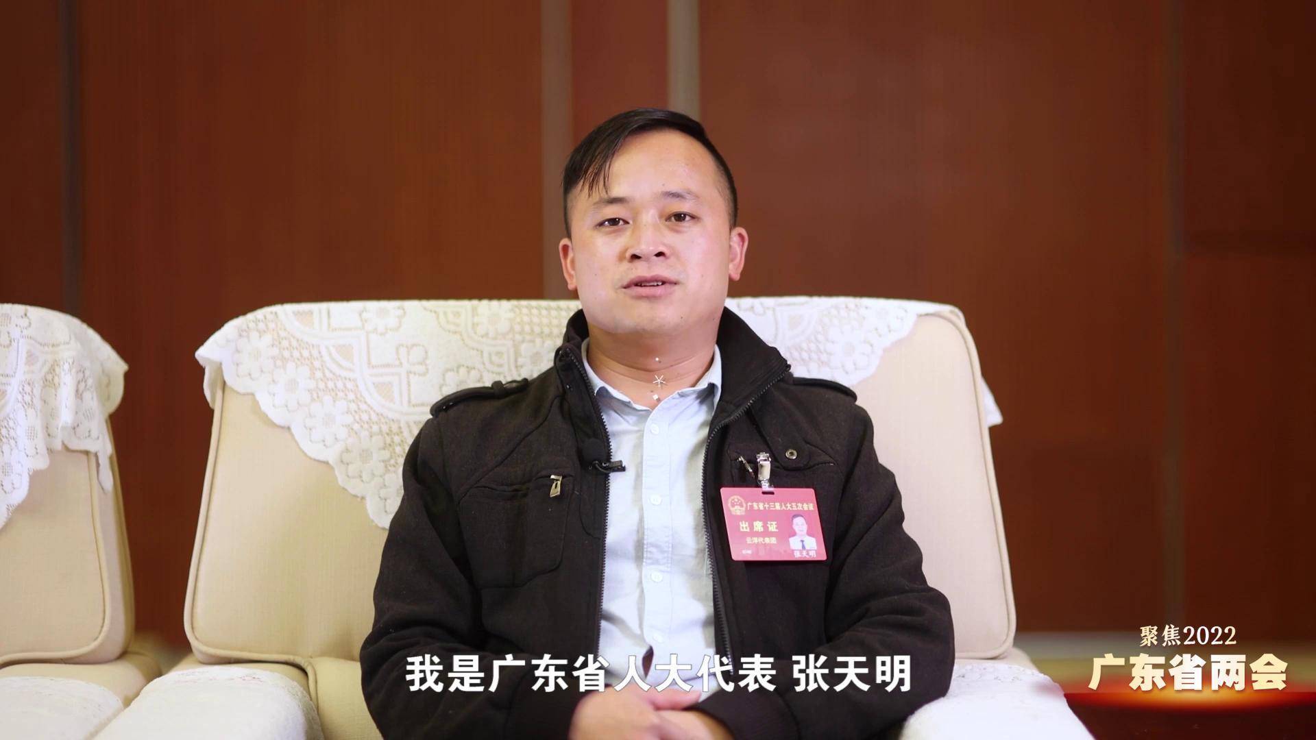 张天明6月探索自然美景之旅，追寻内心的平和与宁静
