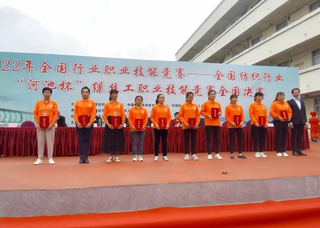 最新缫丝技术,丝线上的温情日常