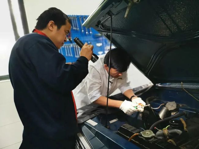 匠心独具，小巷中的秘密特色小店探索