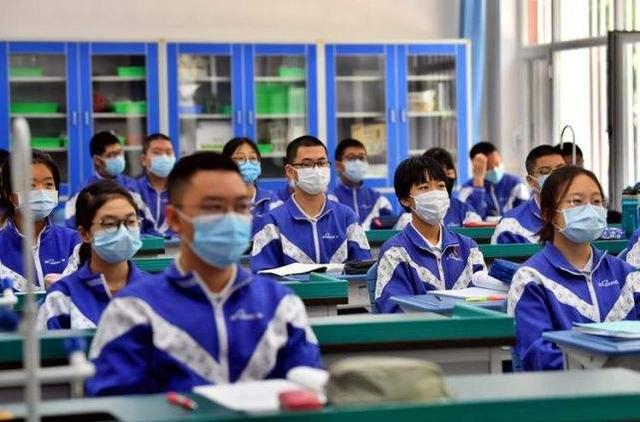 寒假最新探索，小巷深处的独特风味特色小店等你来体验