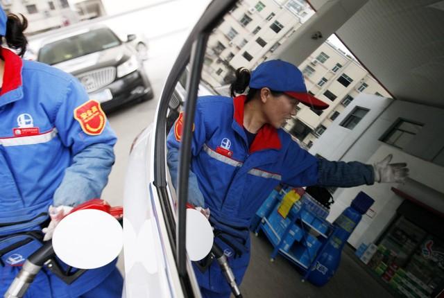 油价最新动态,最新油价消息与价格更新