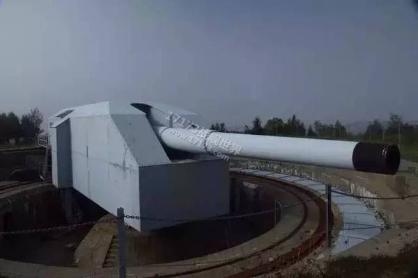 最新岸防炮,小巷炮声与美食宝藏探秘