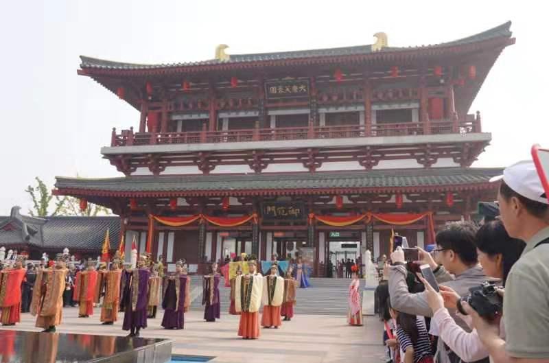 国庆西安最新通知,家的温暖与友情的重逢时刻