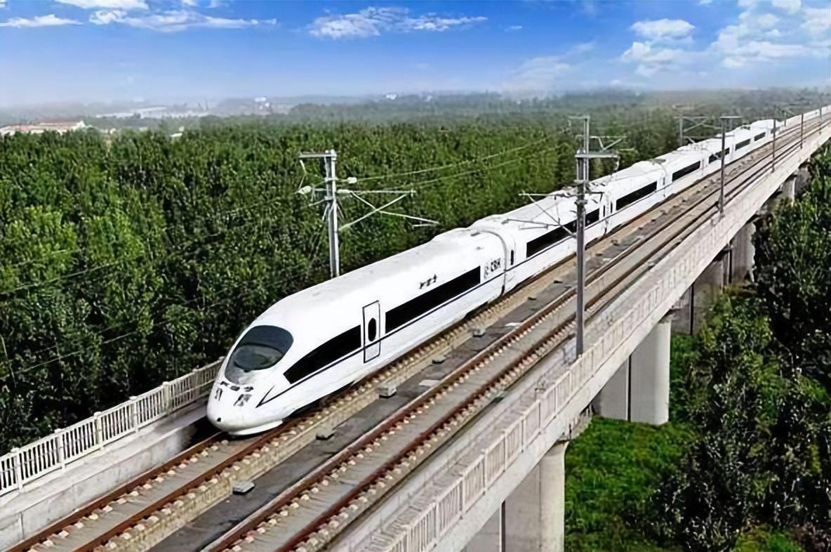 长赣铁路最新动态,铁路建设如何激发希望与成就感的火花