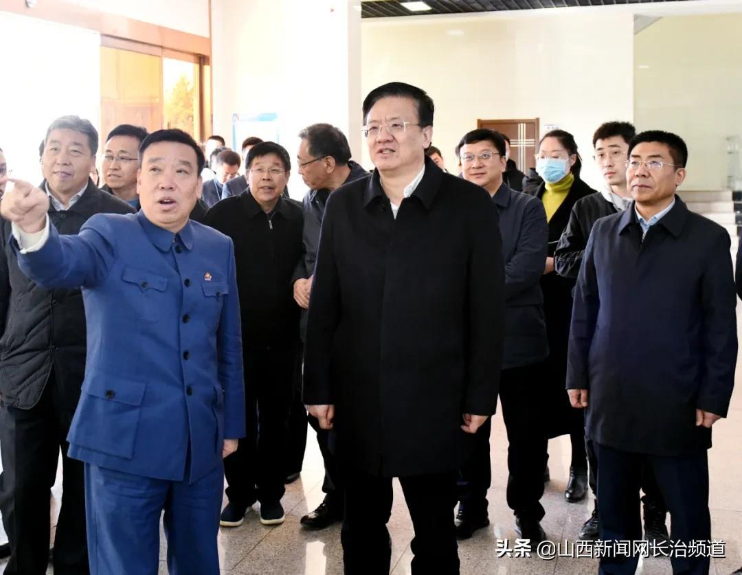 揭秘贺天才的成功之路与个人风采风采一探究竟