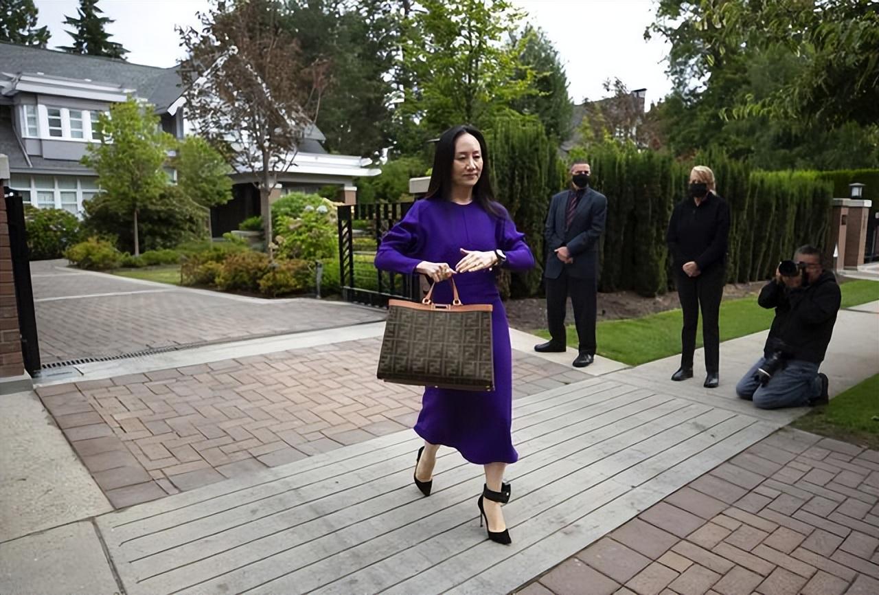 孟晚舟月最新,孟晚舟月最新,科技巅峰之作,重塑生活想象